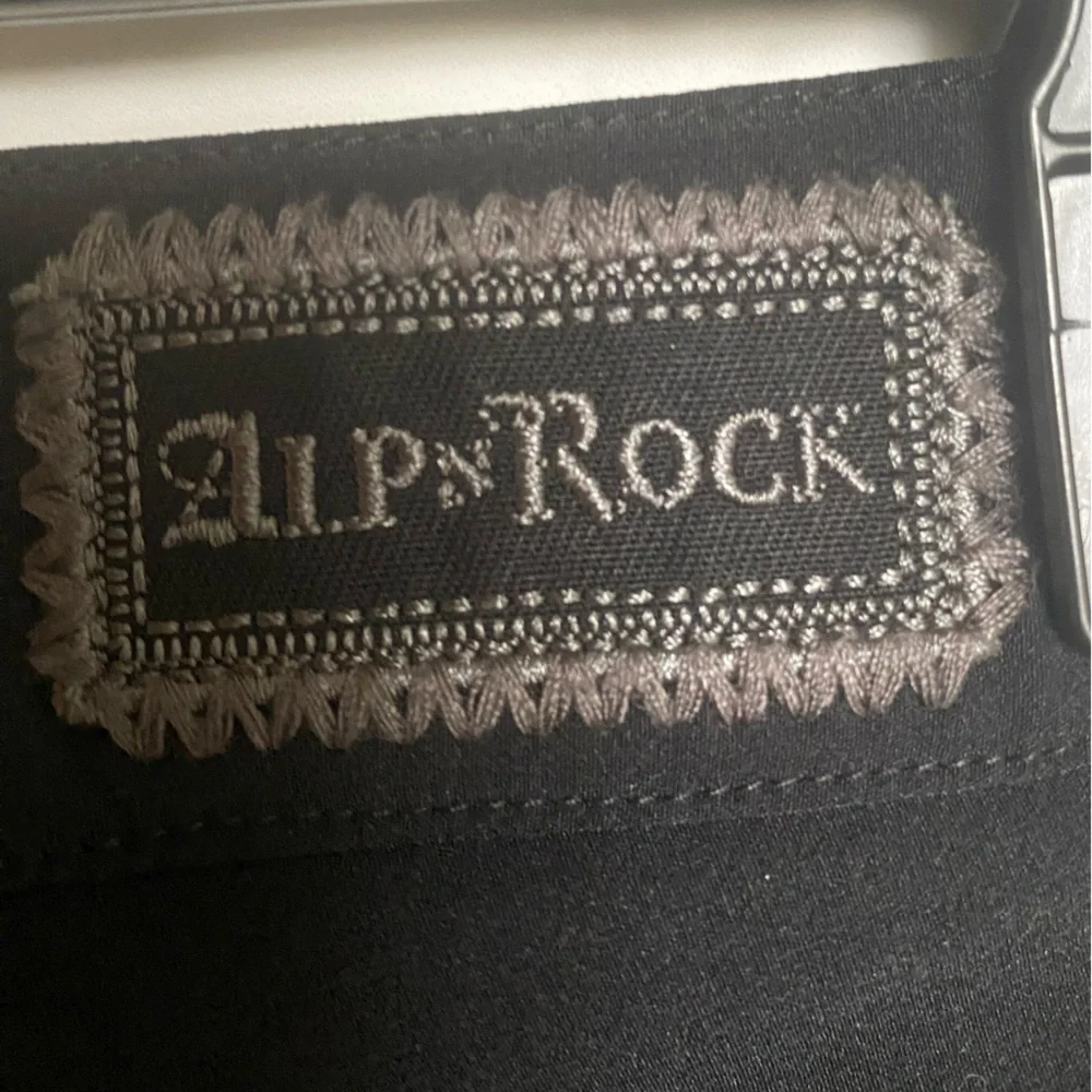 Alp N Rock Sloan High Rise Moto Pant w/ vegan friendly leather patches 🐈‍⬛ SMALL - Picture 14 of 16